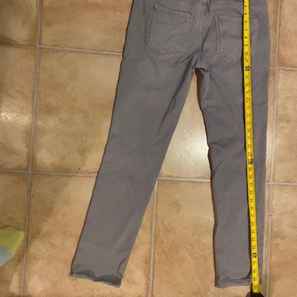 Coldwater Creek pullup jeans in a light blue/gray fade Size 8 - Picture 4 of 6